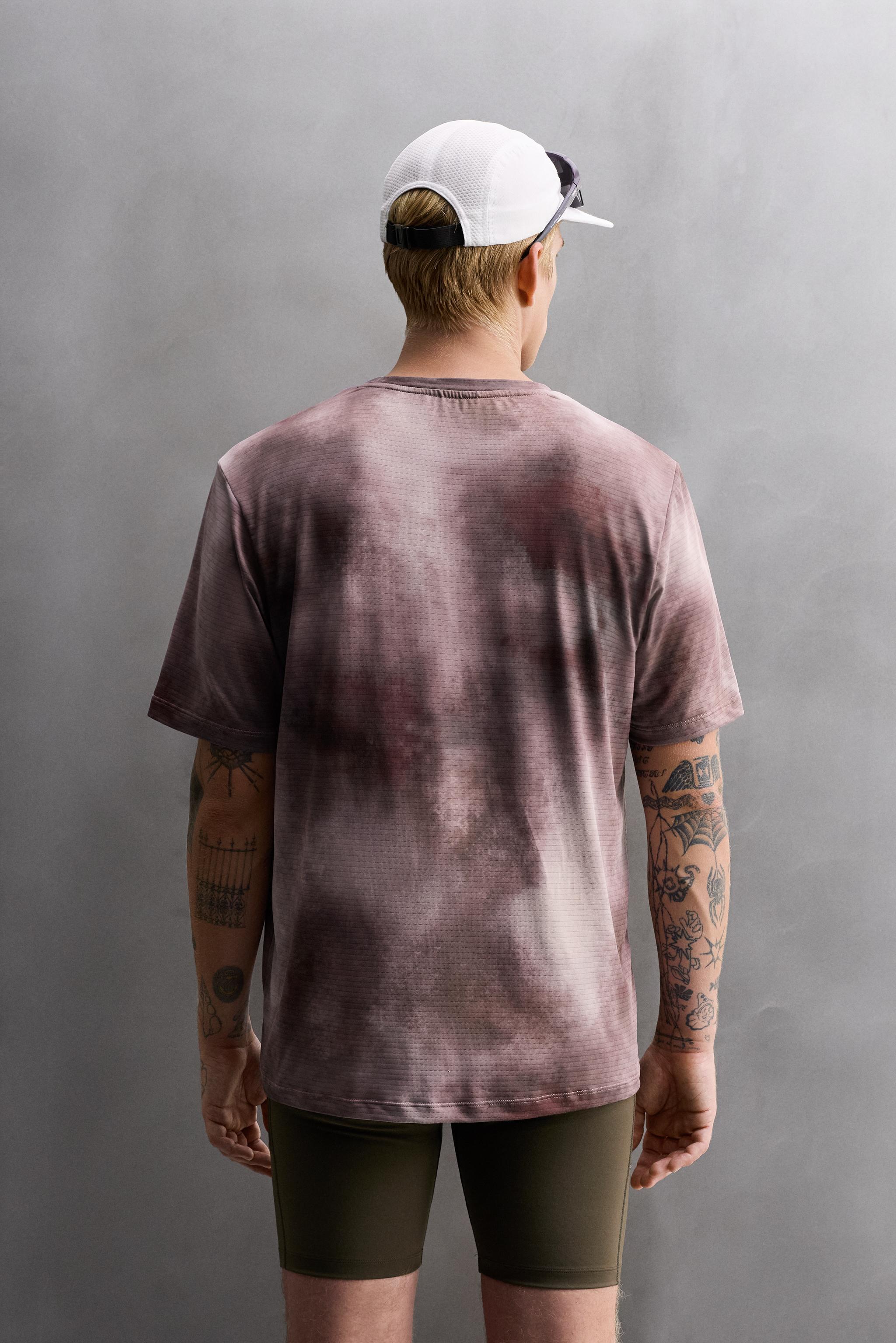 PERFORATED TIE-DYE PRINT T-SHIRT